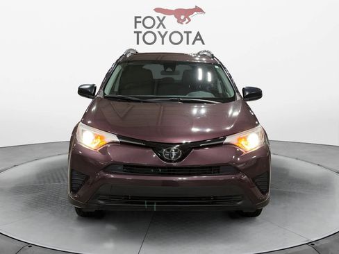 Used 2017 Toyota RAV4 LE FWD image 9