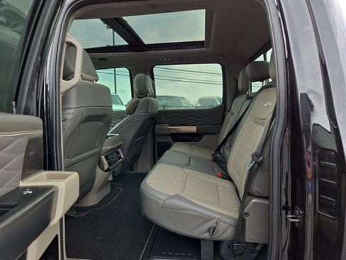 Used 2025 Ford F250 Platinum w/ Platinum Plus Package AWD/4WD image 13