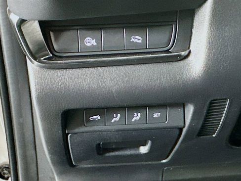 Used 2024 MAZDA CX-30 2.5 Turbo w/ Premium Package image 12