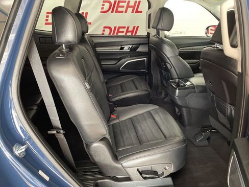 Used 2023 Kia Telluride SX Prestige image 11