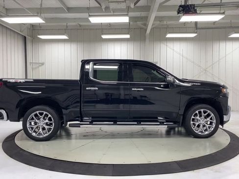Used 2019 Chevrolet Silverado 1500 LTZ w/ LTZ Premium Package AWD/4WD image 9