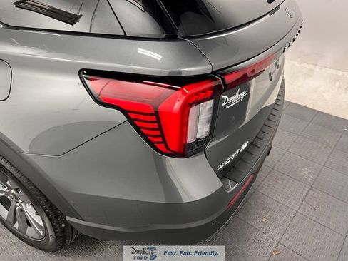 New 2026 Ford Explorer Active w/ Active Comfort Package AWD/4WD image 17