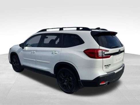 Used 2025 Subaru Ascent Onyx Edition w/ Onyx Package AWD/4WD image 4
