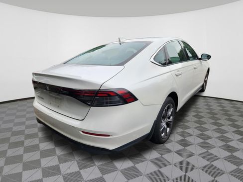 Used 2023 Honda Accord EX image 4