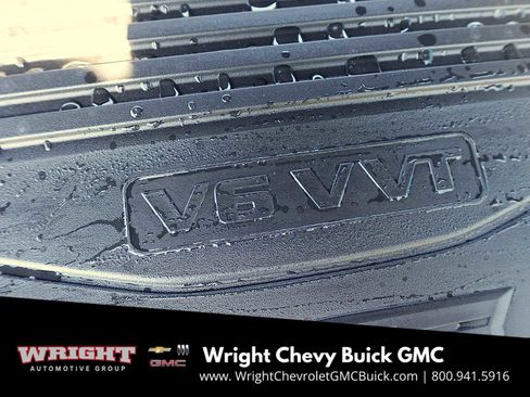 Used 2025 Cadillac XT6 Premium Luxury image 34