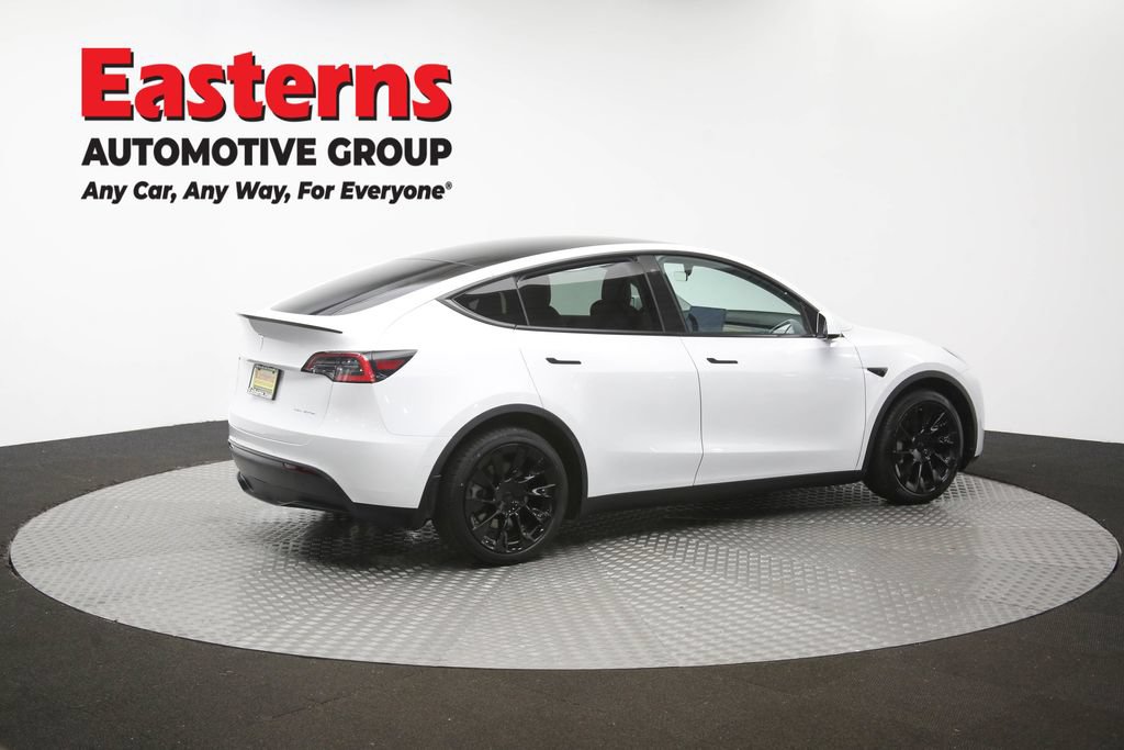 Used 2021 Tesla Model Y Long Range AWD/4WD image 39