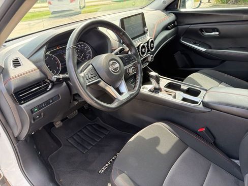 Used 2024 Nissan Sentra SR FWD image 8