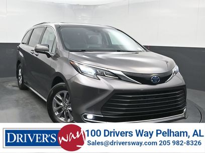 Used 2024 Toyota Sienna XLE