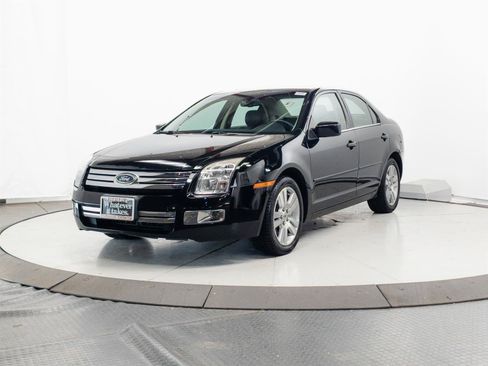 Used 2007 Ford Fusion SEL FWD image 3