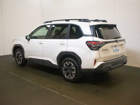 Used 2026 Subaru Forester Premium AWD/4WD image 6