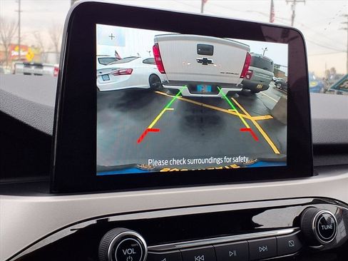 Used 2022 Ford Escape SE image 6