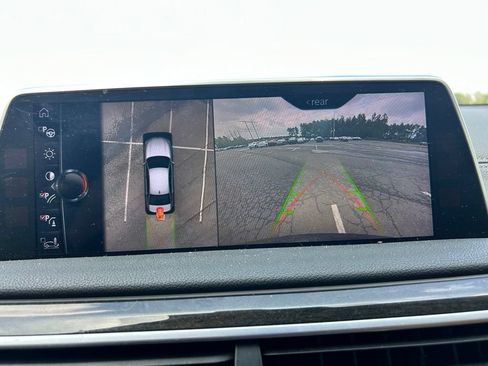 Used 2016 BMW 750i xDrive AWD/4WD image 27