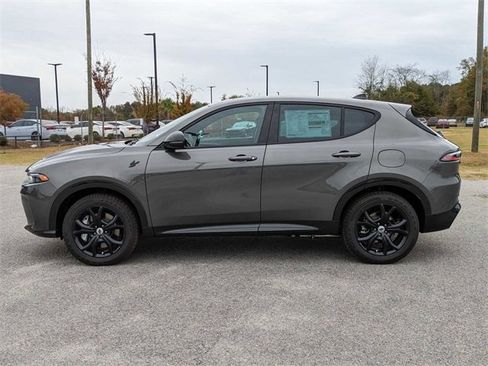 New 2024 Dodge Hornet R/T Plus w/ R/T Blacktop Package image 6