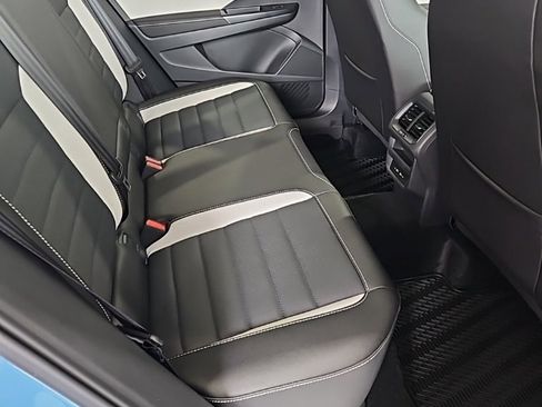 New 2026 Volkswagen Taos SEL image 17