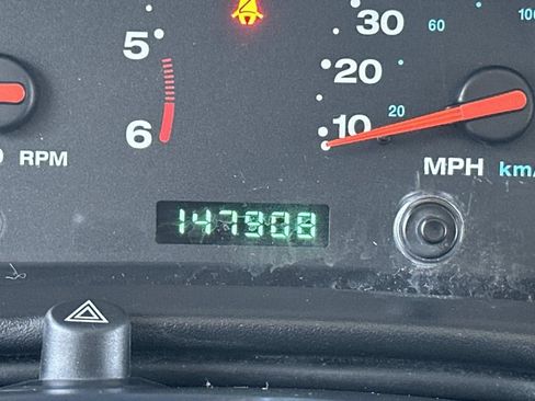 Used 2004 Jeep Wrangler 4WD w/ Dual Top Group image 18