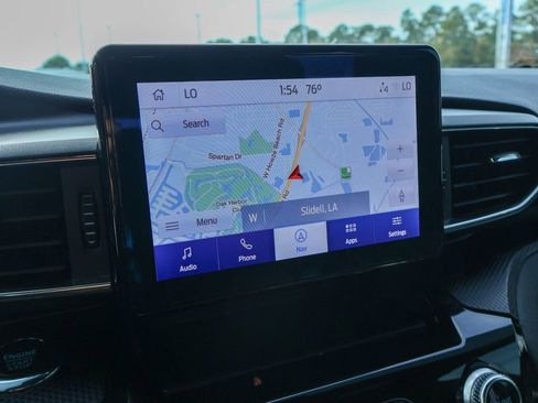 Used 2022 Ford Explorer ST-Line image 3