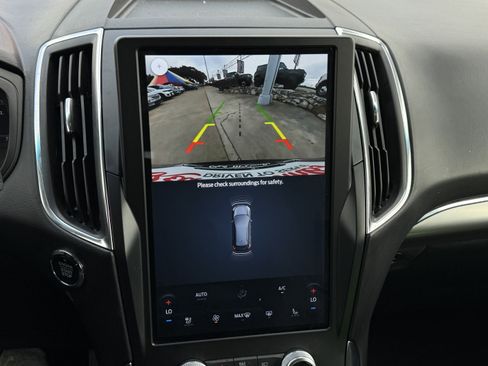 Certified 2024 Ford Edge Titanium image 26
