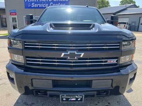 Used 2019 Chevrolet Silverado 2500 LTZ w/ Duramax Plus Package AWD/4WD image 3
