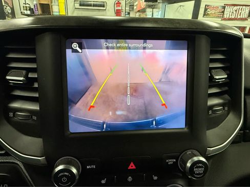 Used 2020 RAM 1500 Big Horn AWD/4WD image 17