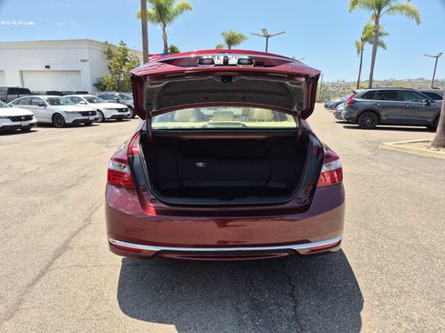 Used 2017 Honda Accord EX-L image 34