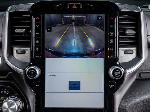 Used 2023 RAM 1500 Laramie image 25