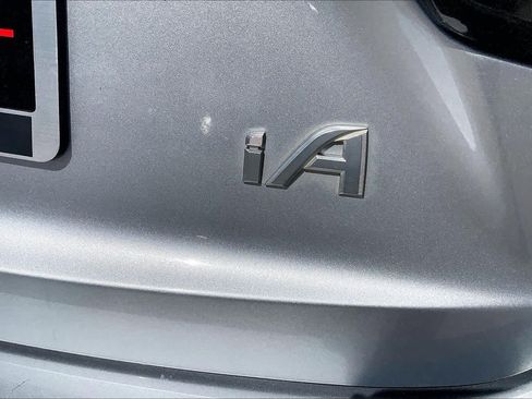 Used 2018 Toyota Yaris iA FWD image 10