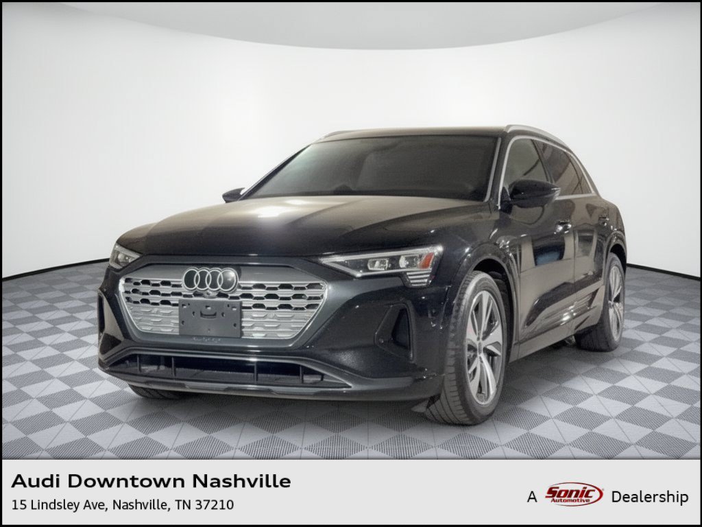 Used 2024 Audi Q8 e-tron Premium Plus AWD/4WD image 1