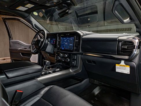 Used 2025 Ford F150 Lariat w/ Equipment Group 502A High image 20