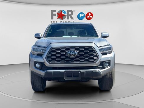 Used 2021 Toyota Tacoma TRD Off-Road w/ Technology Package AWD/4WD image 23