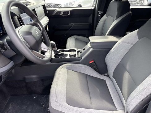 New 2025 Ford Bronco 4-Door image 19
