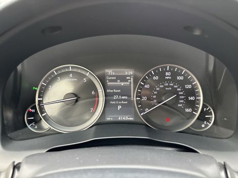 Used 2016 Lexus ES 350 w/ Premium Package w/Wood Trim FWD image 11