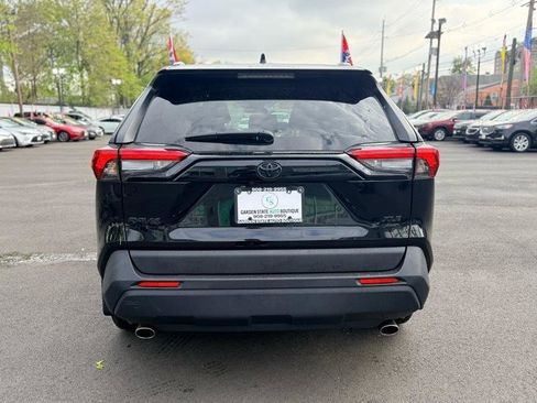 Used 2020 Toyota RAV4 XLE w/ All Weather Liner Package AWD/4WD image 7