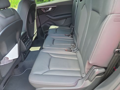 New 2026 Audi Q7 2.0T Premium Plus AWD/4WD image 6