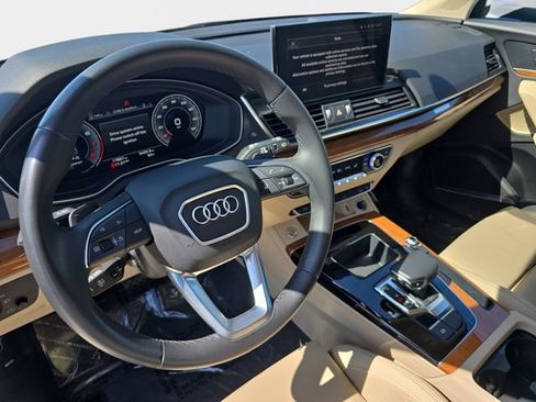 Used 2023 Audi Q5 2.0T Premium Plus w/ Premium Plus Package image 19