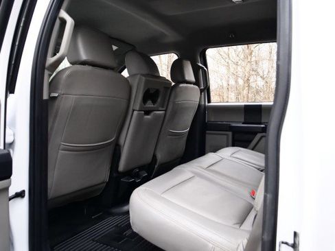 Used 2019 Ford F550 XL / DRW / Knapheide KUV / V8 image 20