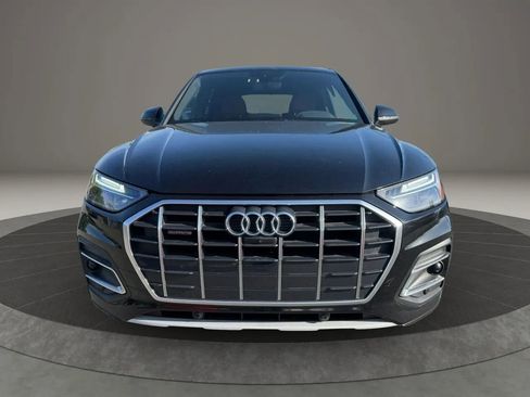 Used 2021 Audi Q5 2.0T Premium Plus w/ Premium Plus Package AWD/4WD image 3