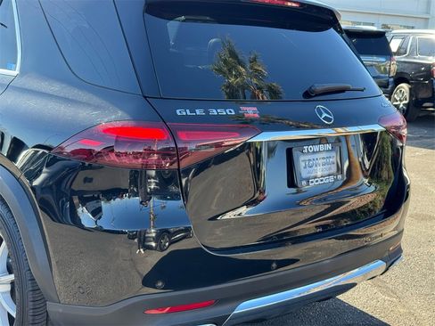 Used 2024 Mercedes-Benz GLE 350 4MATIC w/ 3rd Row Seat Package image 5