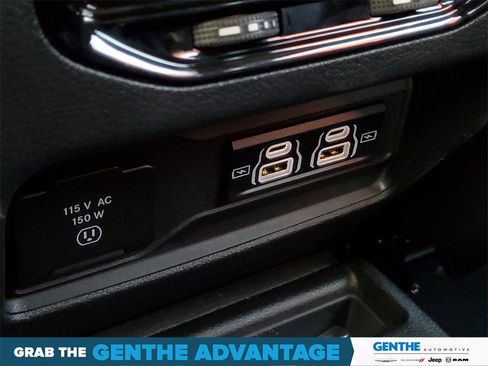 Certified 2024 Jeep Grand Cherokee L Limited image 32