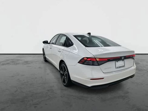 Certified 2026 Honda Accord SE image 2