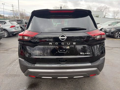 Certified 2023 Nissan Rogue SL image 4