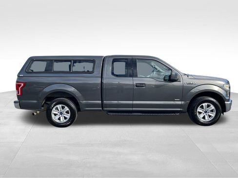 Used 2016 Ford F150 XLT image 2