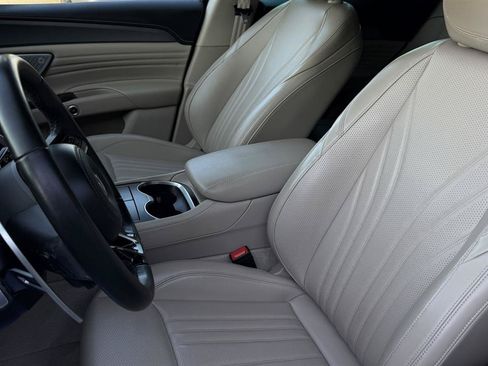 Used 2023 Maserati Grecale GT AWD/4WD image 28