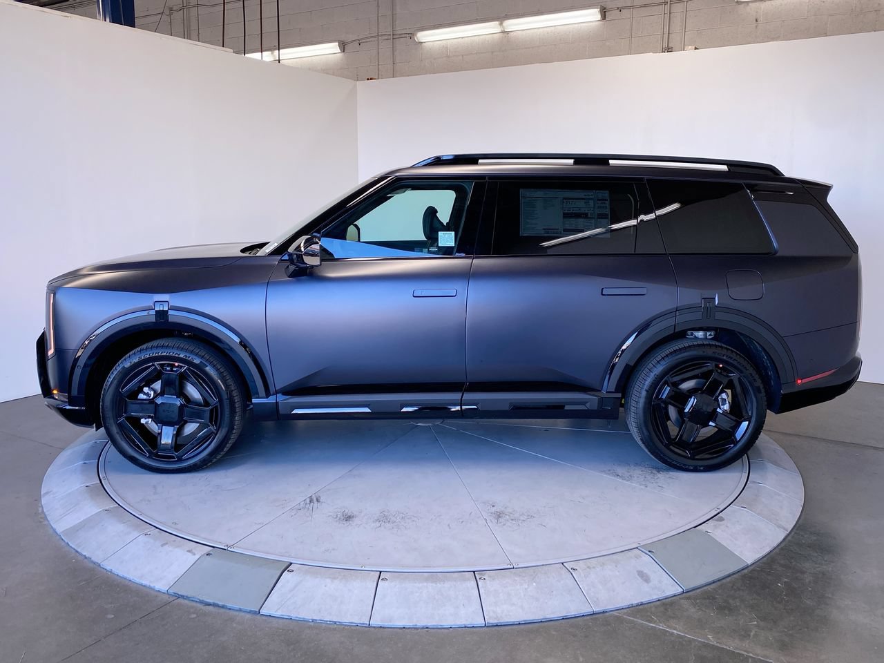 New 2027 Kia Telluride SX X-Line AWD/4WD image 2