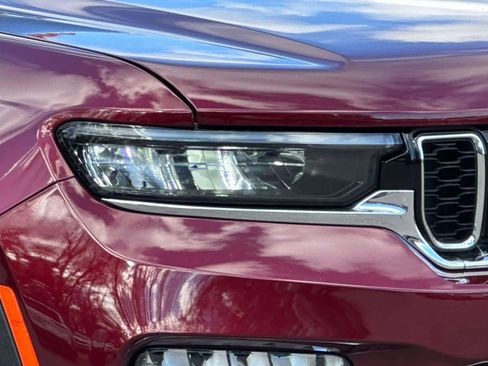 Used 2024 Jeep Grand Cherokee Limited w/ Trailer Tow Package image 8