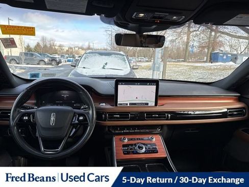 Certified 2023 Lincoln Aviator Reserve w/ Equipment Group 201A image 14