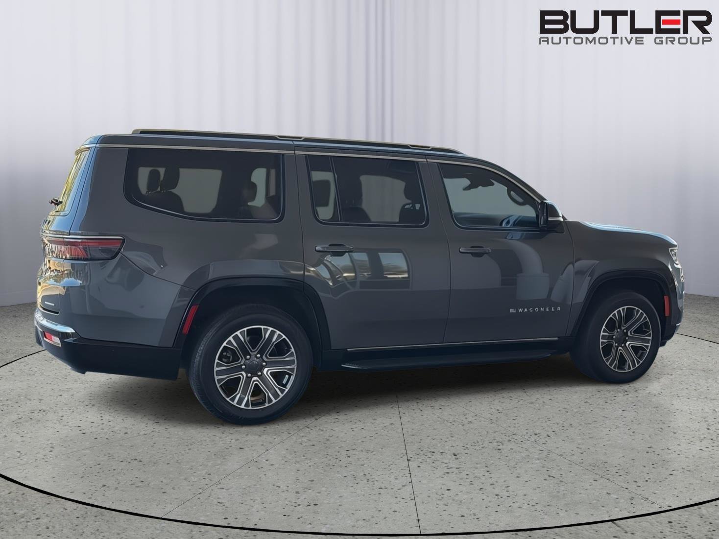 Used 2024 Jeep Wagoneer Series II w/ Flexible Seating Group RWD image 7