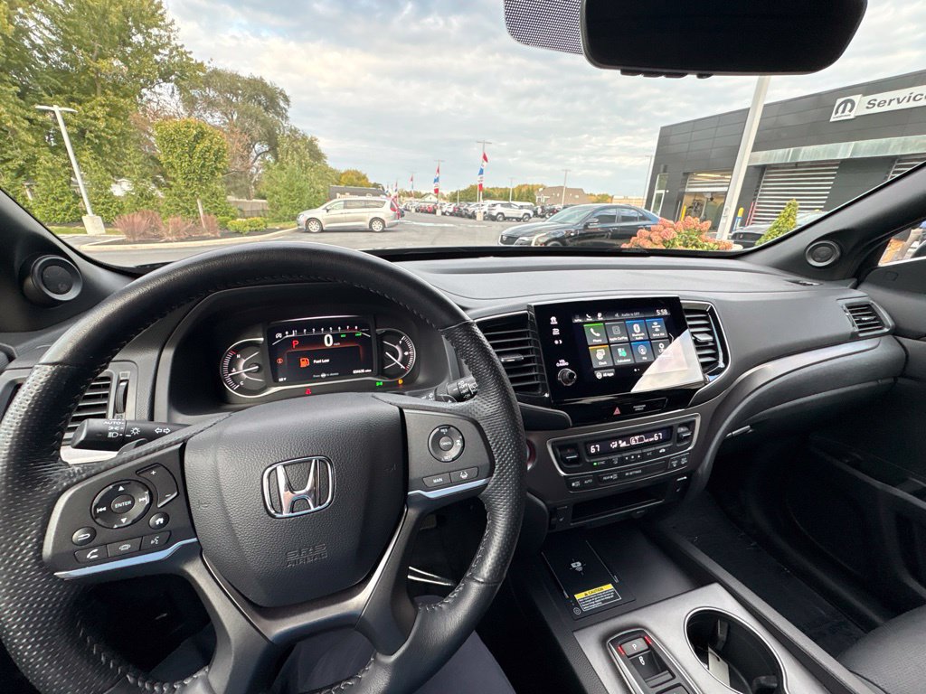 Used 2025 Honda Passport EX-L image 23