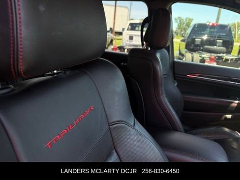 Used 2020 Jeep Grand Cherokee Trailhawk w/ Trailhawk Luxury Group AWD/4WD image 20