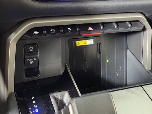 Used 2023 Toyota Sequoia Limited w/ Tow Technology Package AWD/4WD image 32
