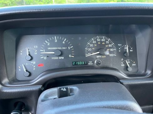 Used 2001 Jeep Cherokee Sport AWD/4WD image 30